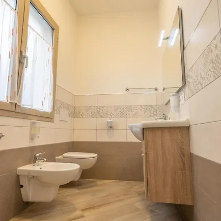 Domoblu In Centro トルトリ