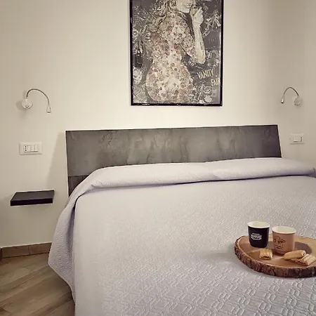 Domoblu In Centro ゲストハウス トルトリ