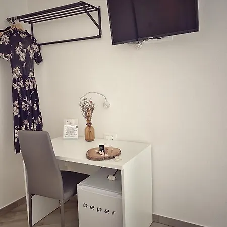 Domoblu In Centro ゲストハウス トルトリ